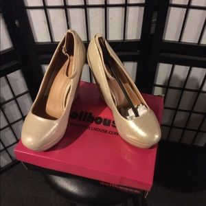 Glitter Gold Wedges size 9. New with box